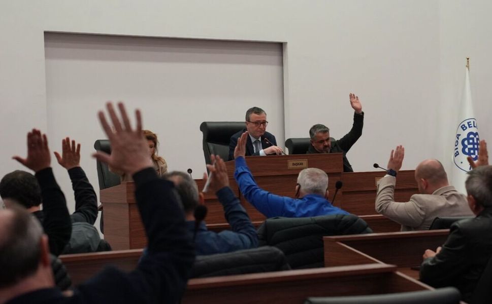 Biga Belediye Meclisi'nde iktidar-muhalefet atışması...
