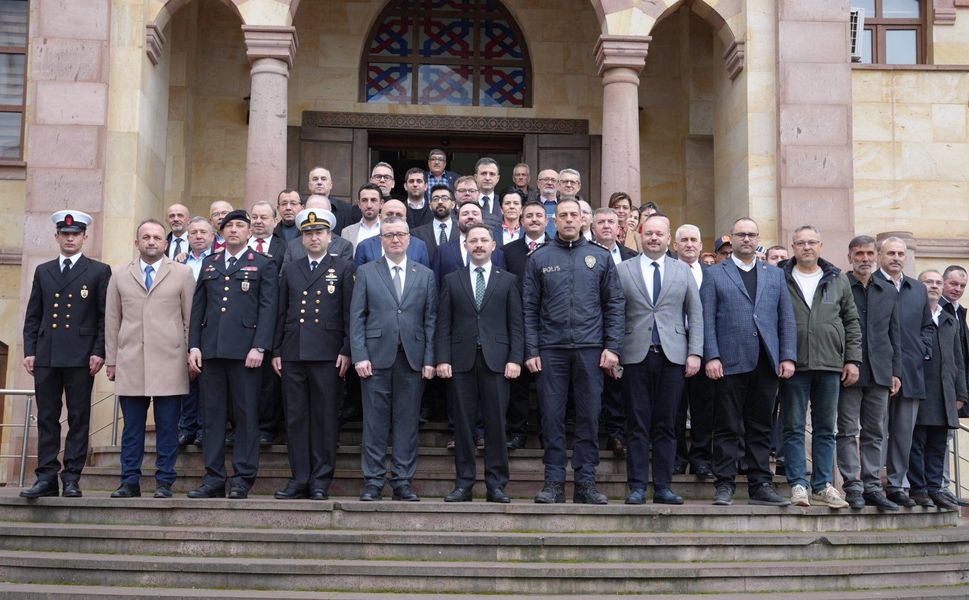 Biga’da resmi bayramlaşma töreni gerçekleştirildi