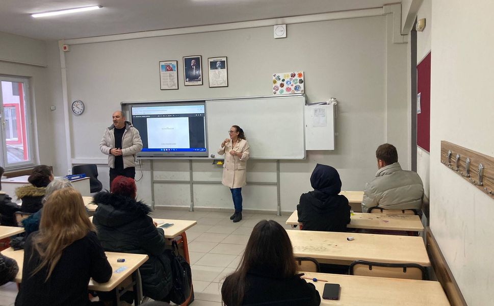 Biga Halk Eğitimi Merkezi’nden engelsiz hijyen eğitimi