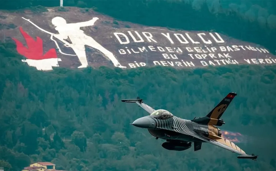 SoloTürk 18 Mart'ta Anadolu Hamidiye Tabyası'nda