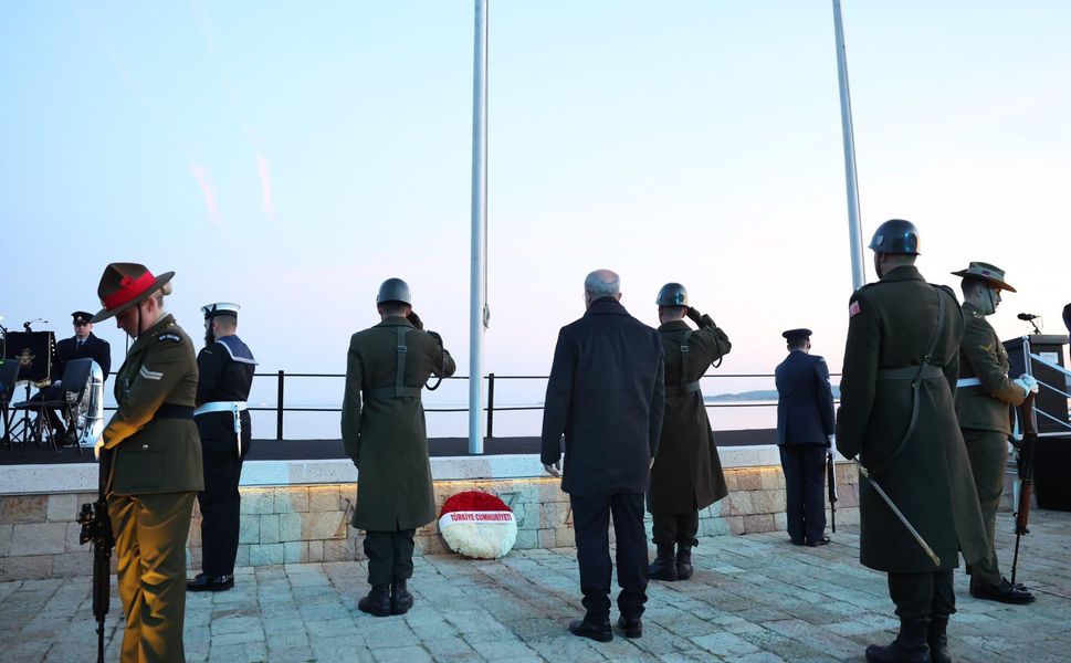 Anzak Koyu’nda şafak ayini: 111 yıl sonra aynı barış ruhu