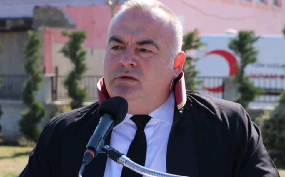 "Avukatları yok saymak adaleti yok saymaktır"