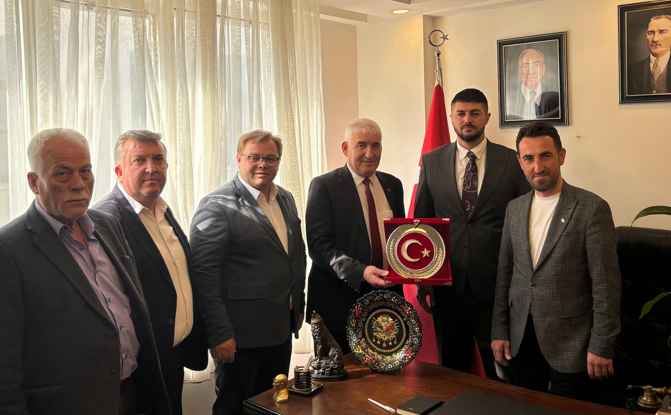 Biga oda başkanlarından Salih Altınkaya’ya hayırlı olsun ziyareti