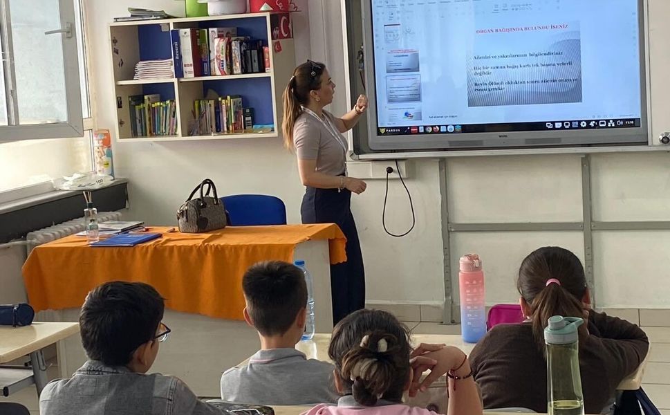 Biga'da öğrencilere organ bağışı eğitimi verildi
