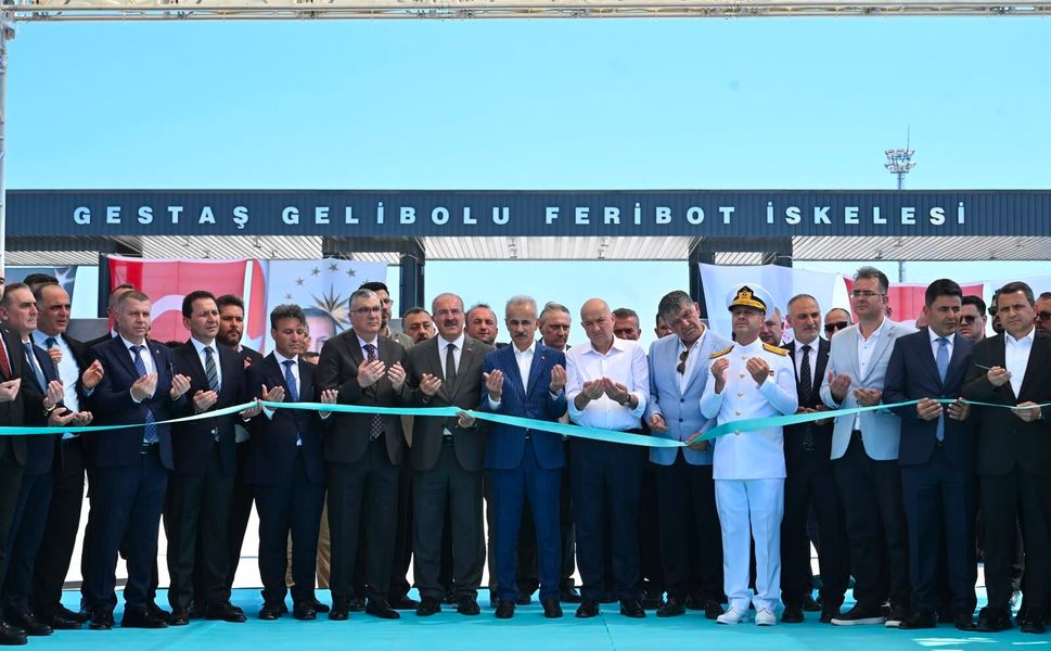 Gelibolu Yeni Feribot İskelesi törenle hizmete girdi