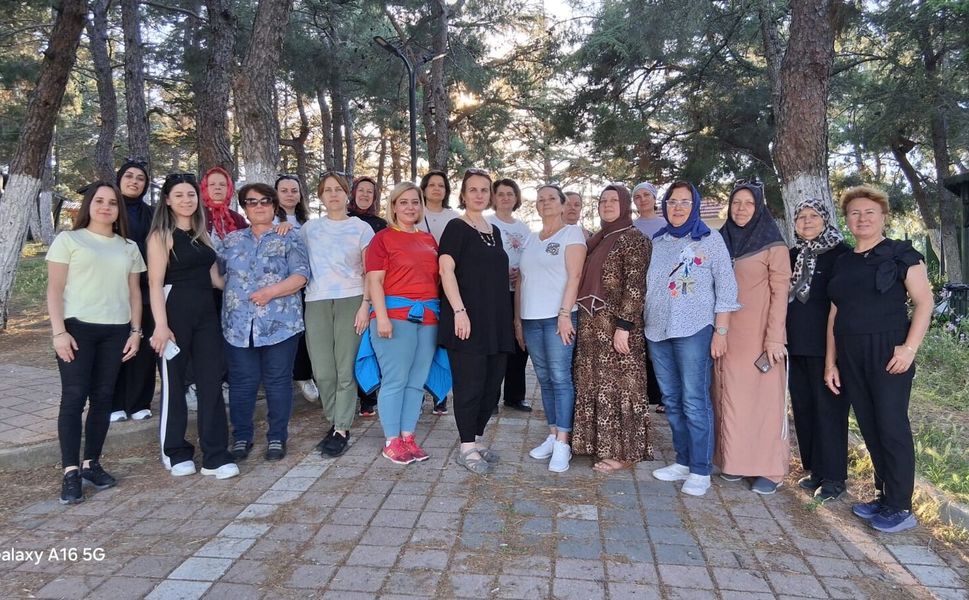 Bilinçli farkındalık yolu kursiyerleri doğada buluştu