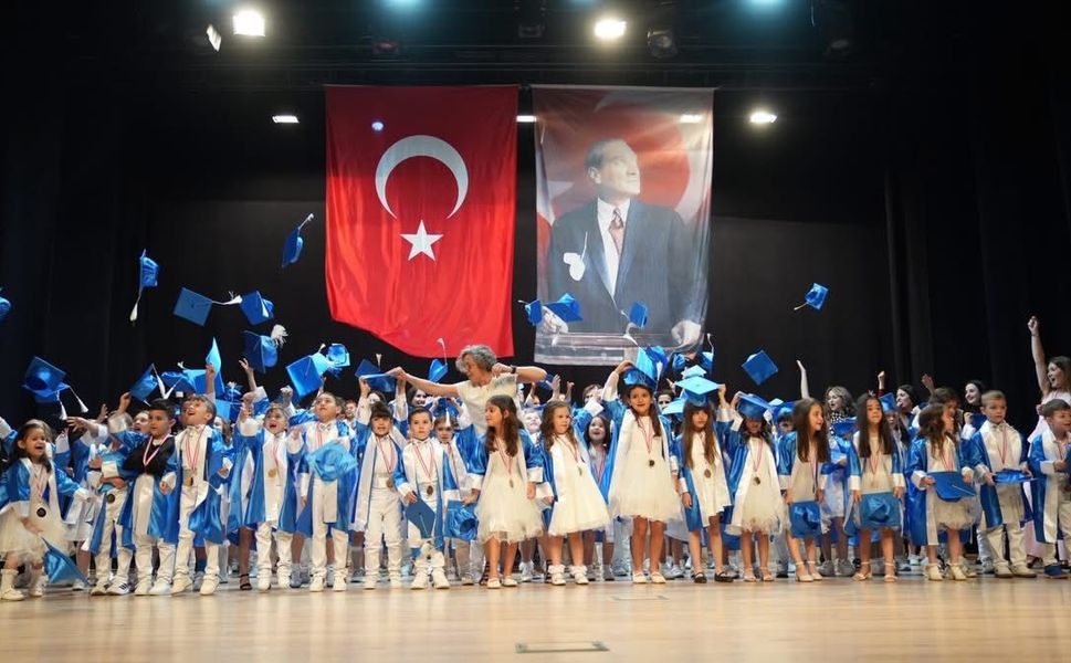 Biga Belediyesi kreşlerinde mezuniyet coşkusu