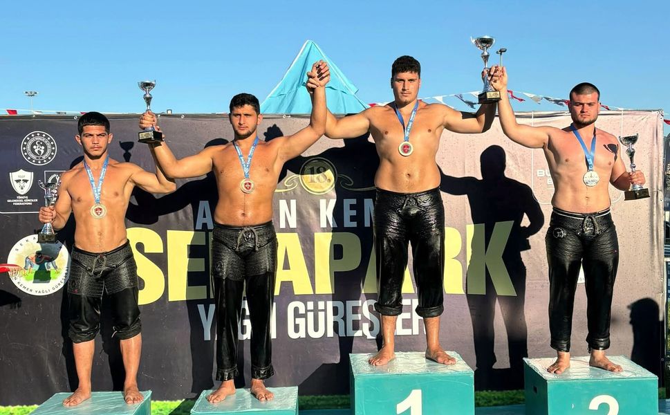 MHP Çanakkale İl Başkanı Altınkaya'dan Başpehlivan Aktürk'e Tebrik