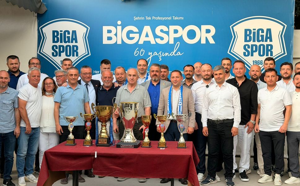 Başkan Şahin yeni dönemde hedef yükseltti: Tesisleşme ve 3. Lig'de başarı...