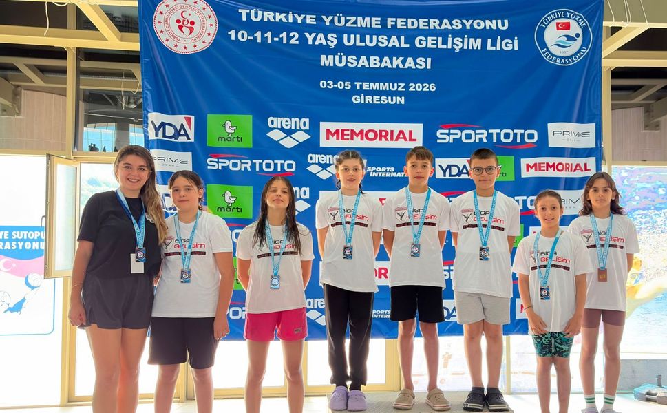 Biga Gelişim Spor Kulübü yüzücüleri Giresun'da parladı