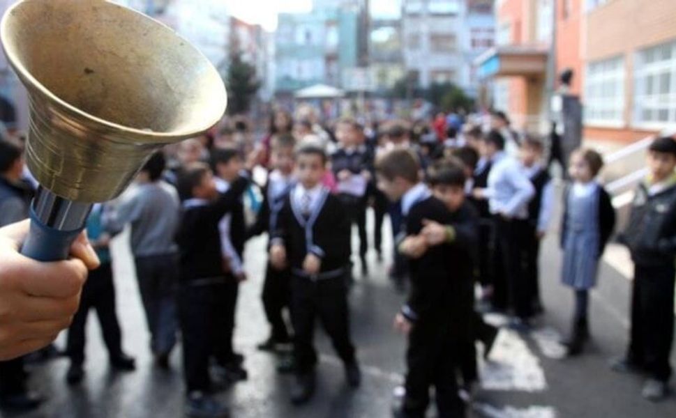 Kayıt Parasından Telefona, Sınıf Annesinden Deneme Sınavına: Okullarda Yeni Dönem Kuralları
