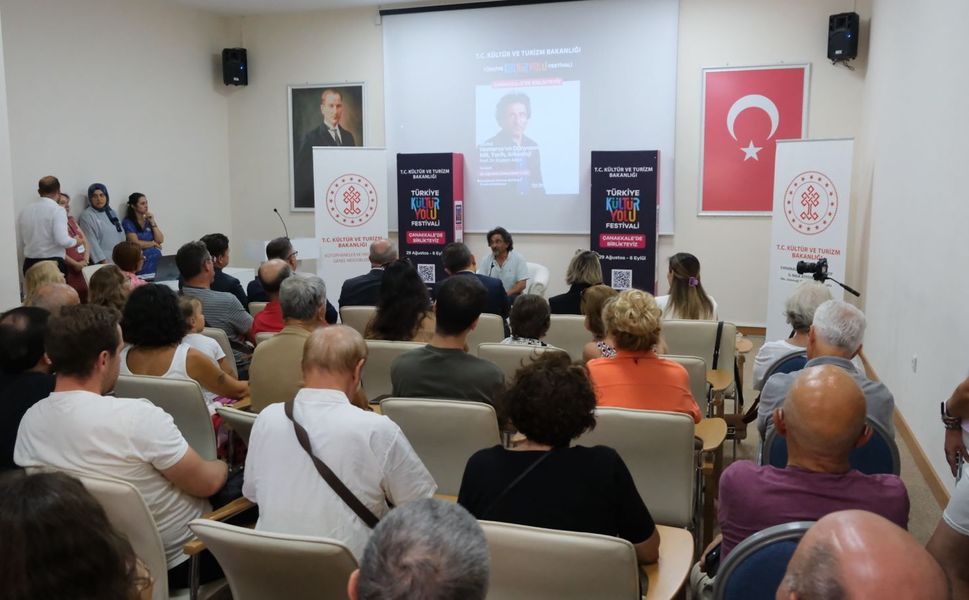 Çanakkale Kültür Yolu Festivali İlk Gününü Tamamladı