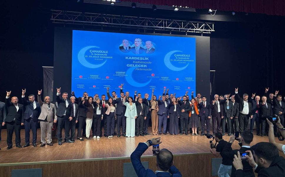 MHP Çanakkale İl Kongresi Yapıldı: Salih Altınkaya Güven Tazeledi
