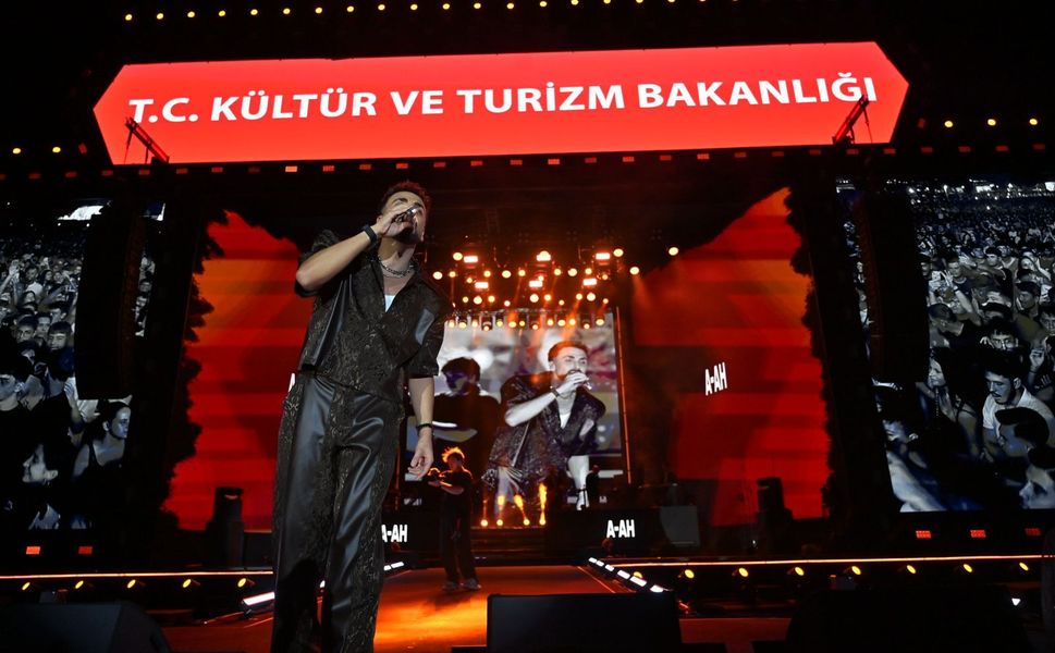 Çanakkale Kültür Yolu Festivali'nde Sefo Rüzgarı Esti