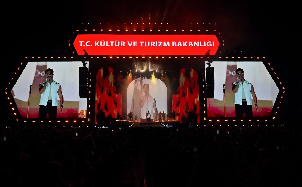 Çanakkale Kültür Yolu Festivali'nde Gökhan Türkmen Sahne Aldı