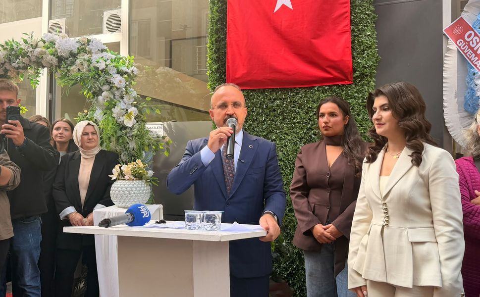 İçişleri Bakan Yardımcısı Bülent Turan'a Biga'da Yoğun İlgi