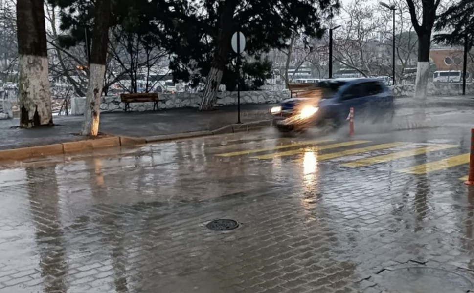 Biga Kaymakamlığı’ndan çok kuvvetli sağanak yağış uyarısı