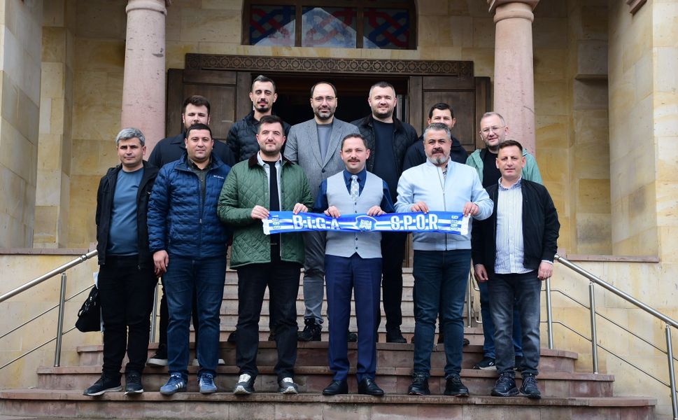 Bigaspor yönetiminden Kaymakam Kayabaşı ve Başkan Şen’e ziyaret