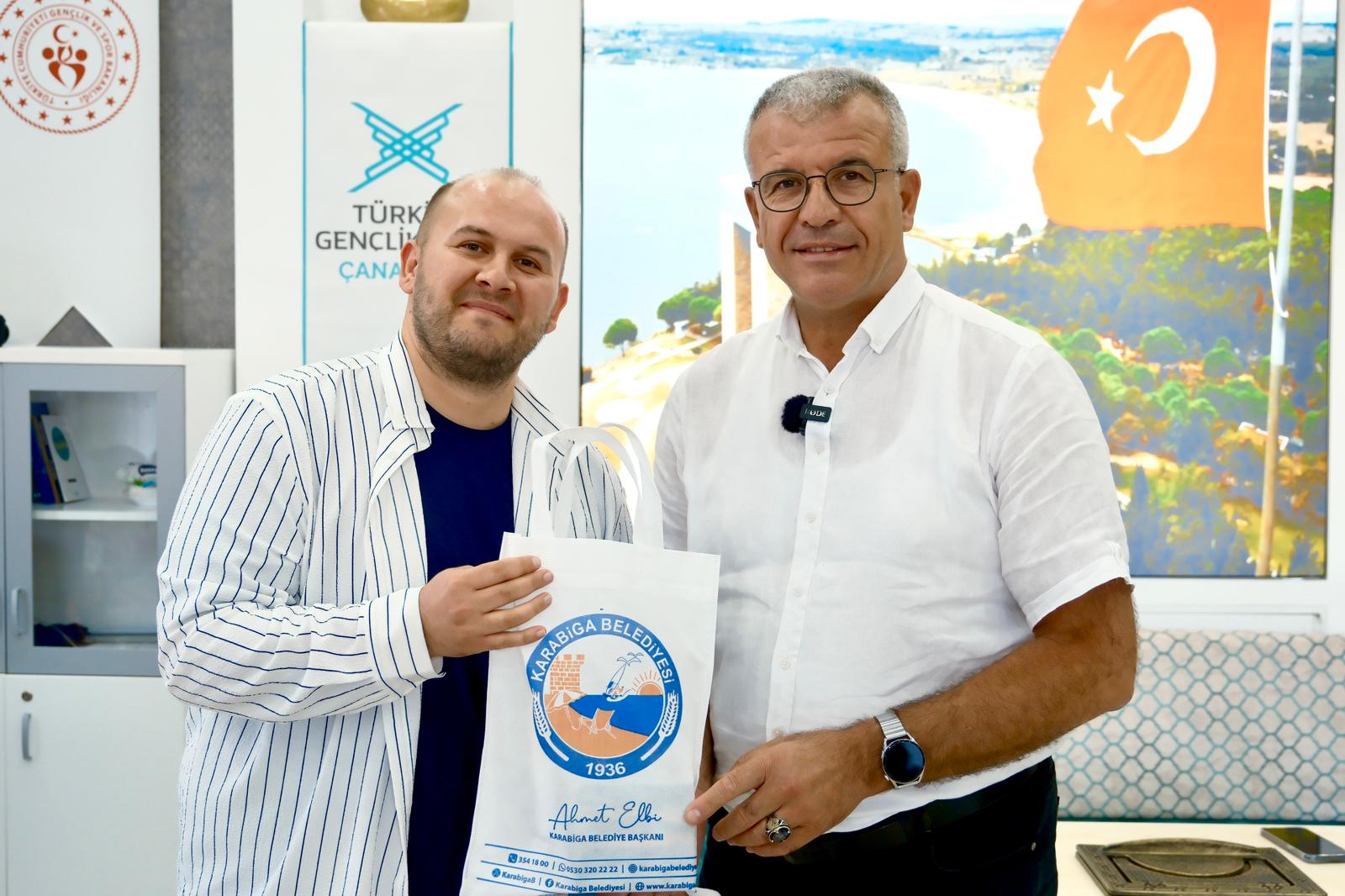 Başkan Elbi’den Çocuklara Hem Sürpriz Hem Gelecek Vizyonu (4)