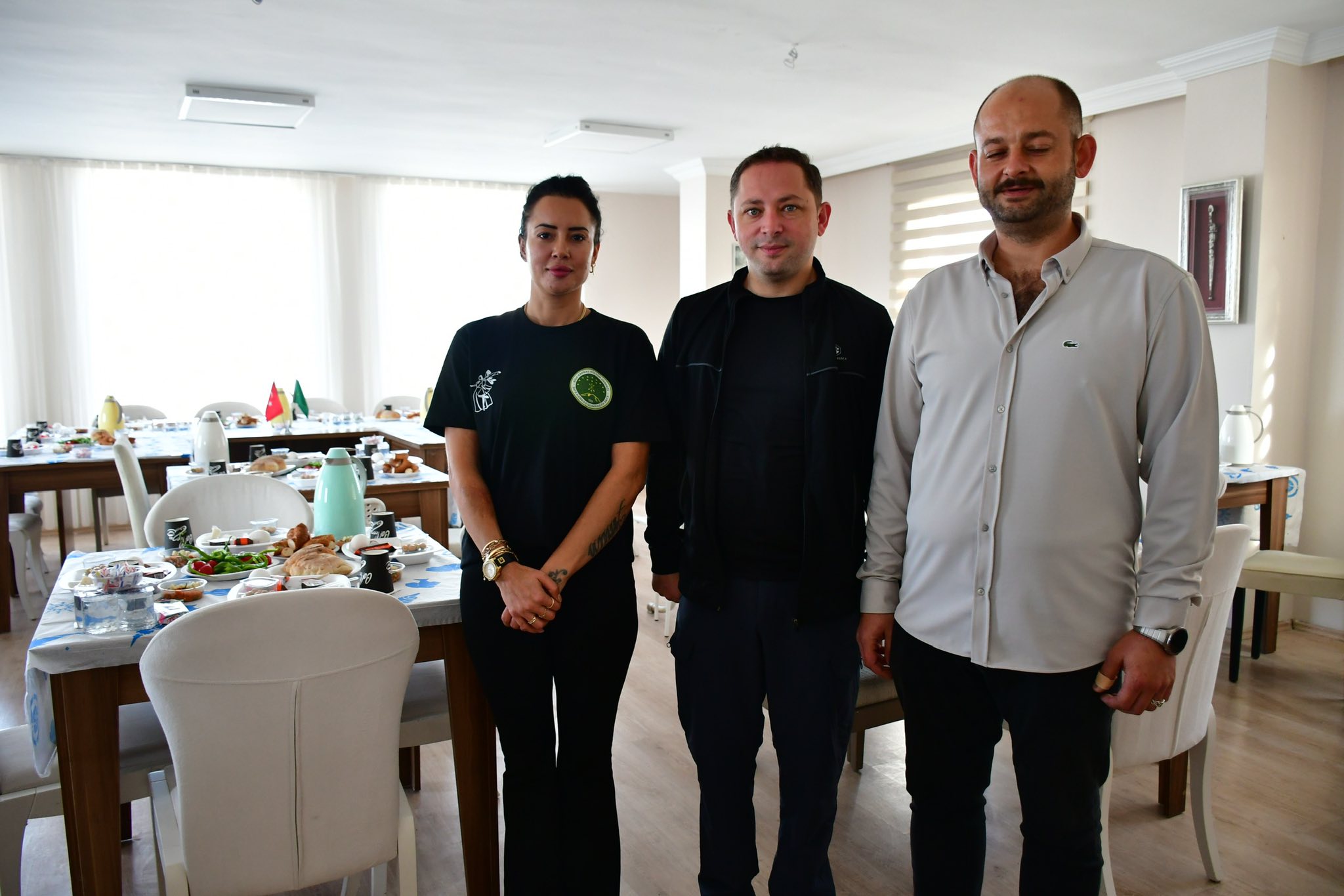 571197008 1118166800487362 4024794672053707253 N