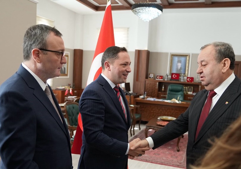 573808215 18326827564210517 5398131656373422831 N