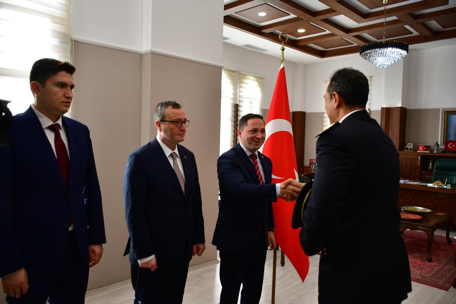 574617916 1120556010248441 5409431789822611169 N