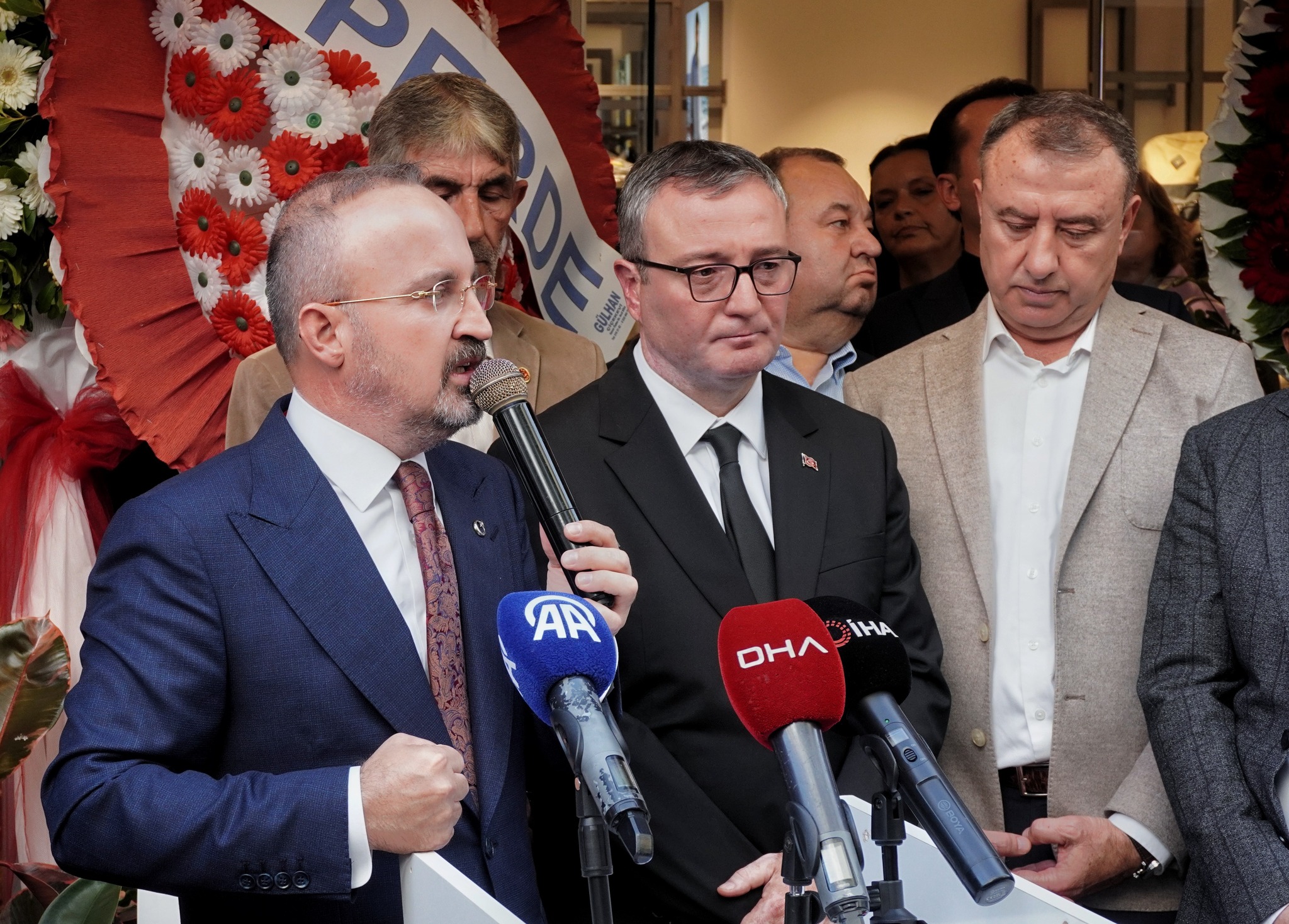 556557638 1413584186799068 7456772692707695180 N