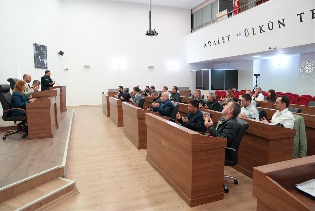 583695386 18153988147416292 8914036368376854974 N