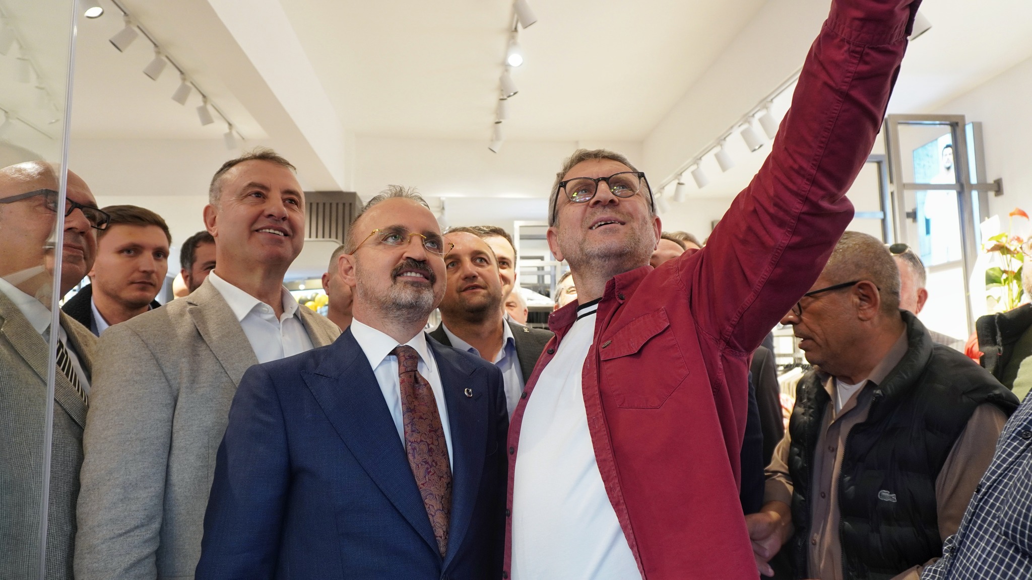 588517794 1413584293465724 1273026198318737249 N