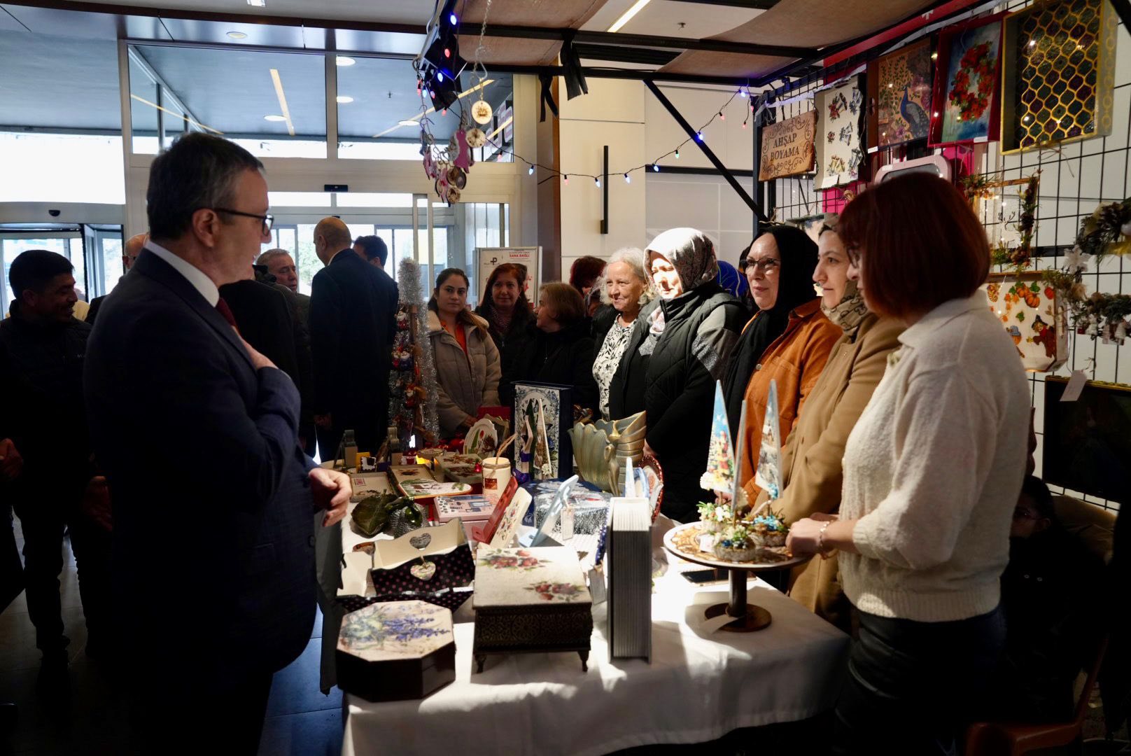 601438941 755079780943482 4607165933251771568 N