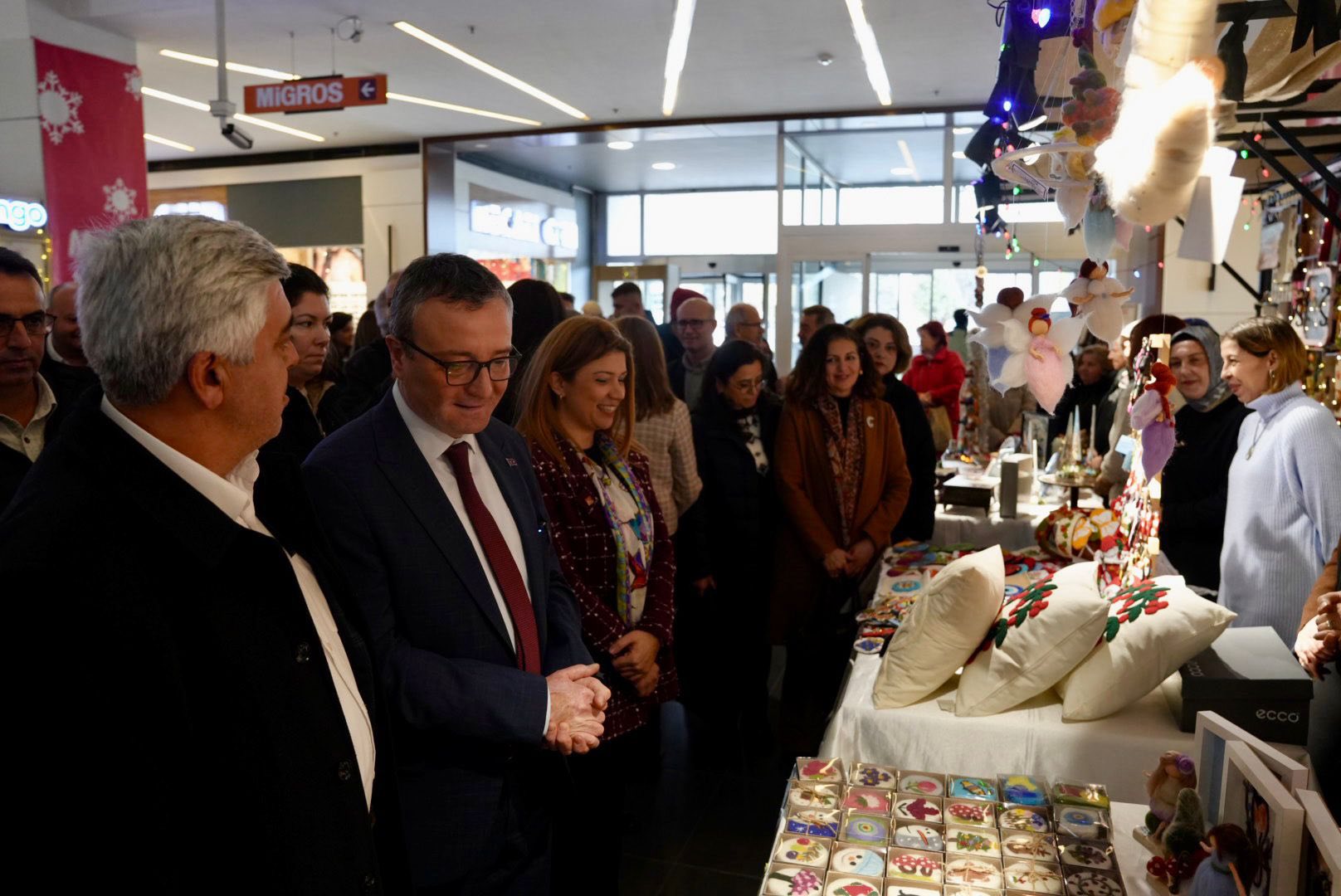 603768829 755079624276831 4294952453835881480 N