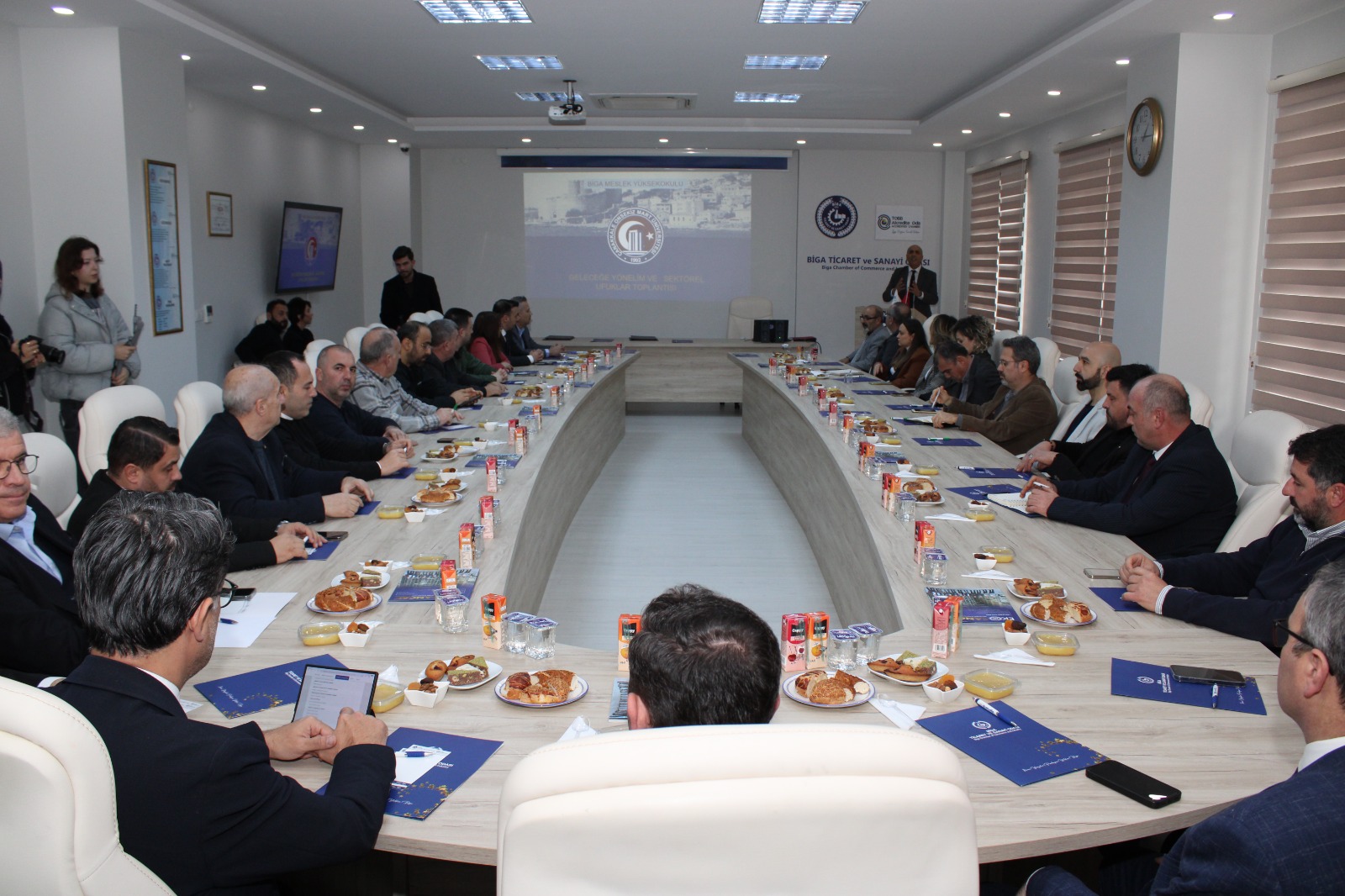 Whatsapp Image 2025 12 24 At 15.39.00 (2)