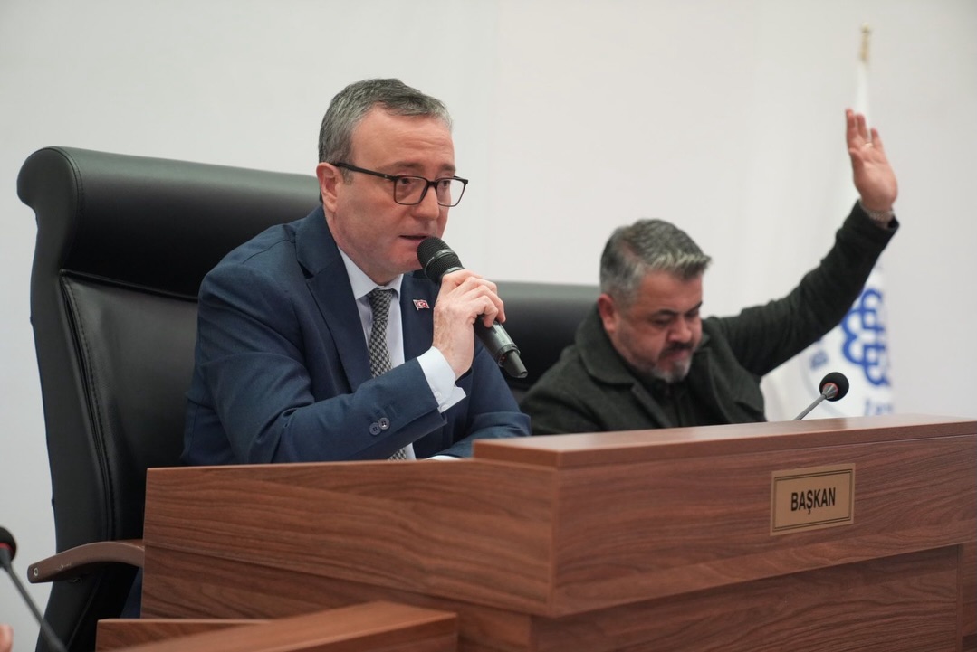 611243945 18158494039416292 2973462314131452224 N