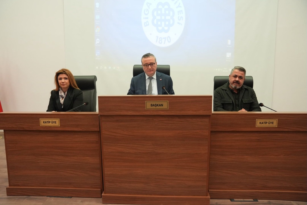 612066252 18158494015416292 943194323174842272 N