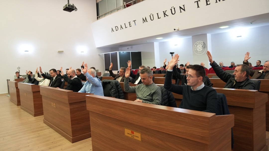 627544187 18161448568416292 2632480048712865345 N