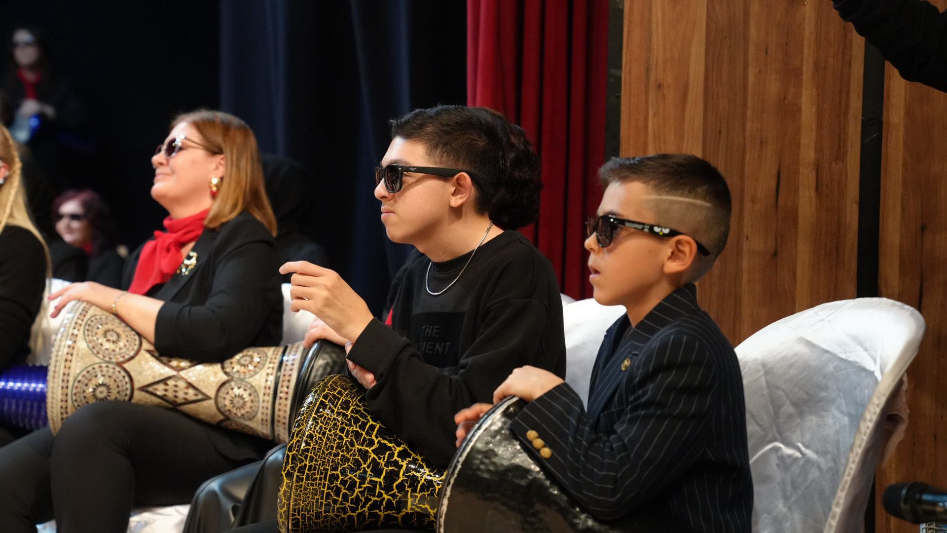 633379292 793713067080153 7451457178181838545 N