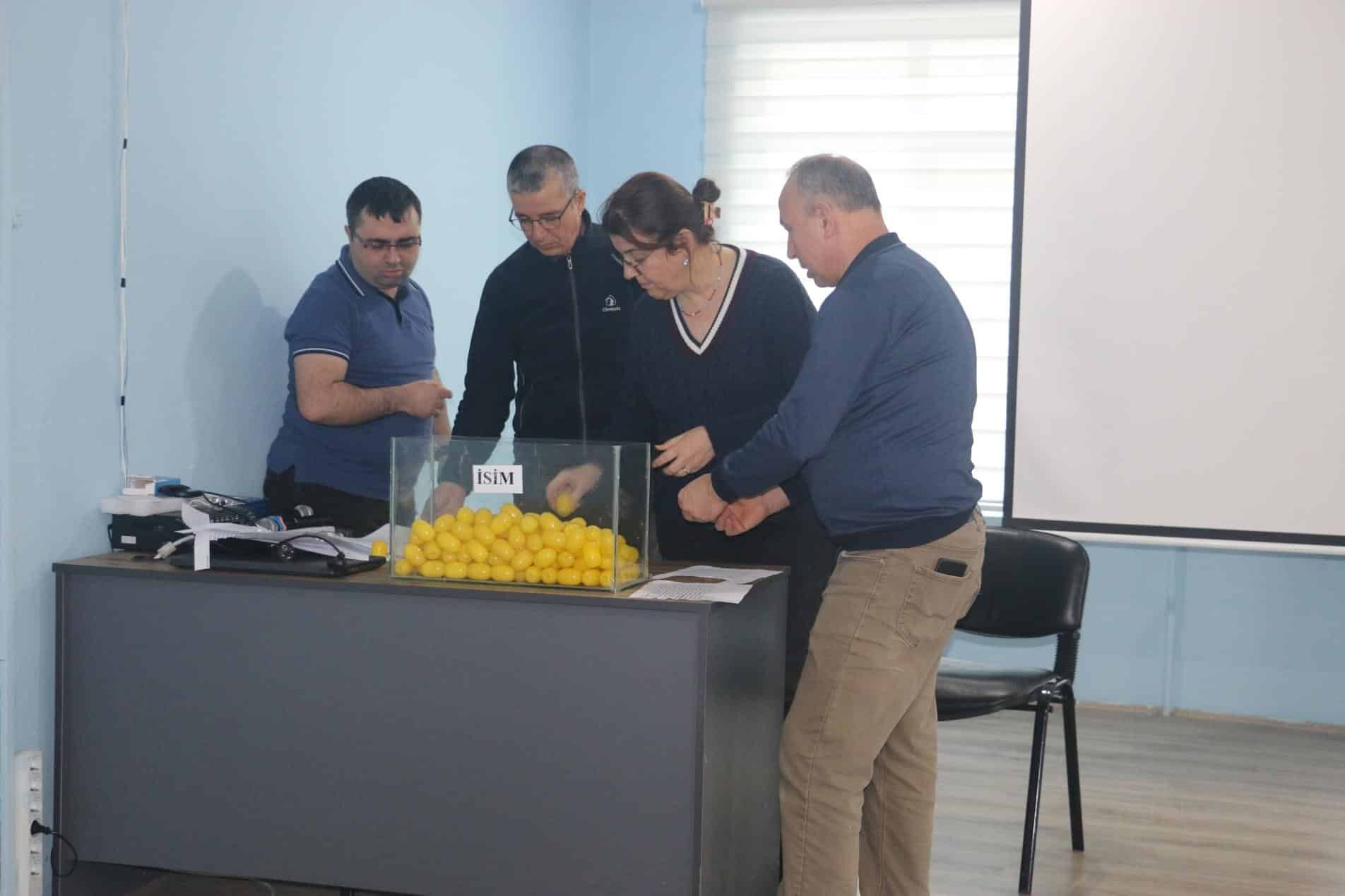 B48096De141F3E5C4A577Bf5Aeed2D3A