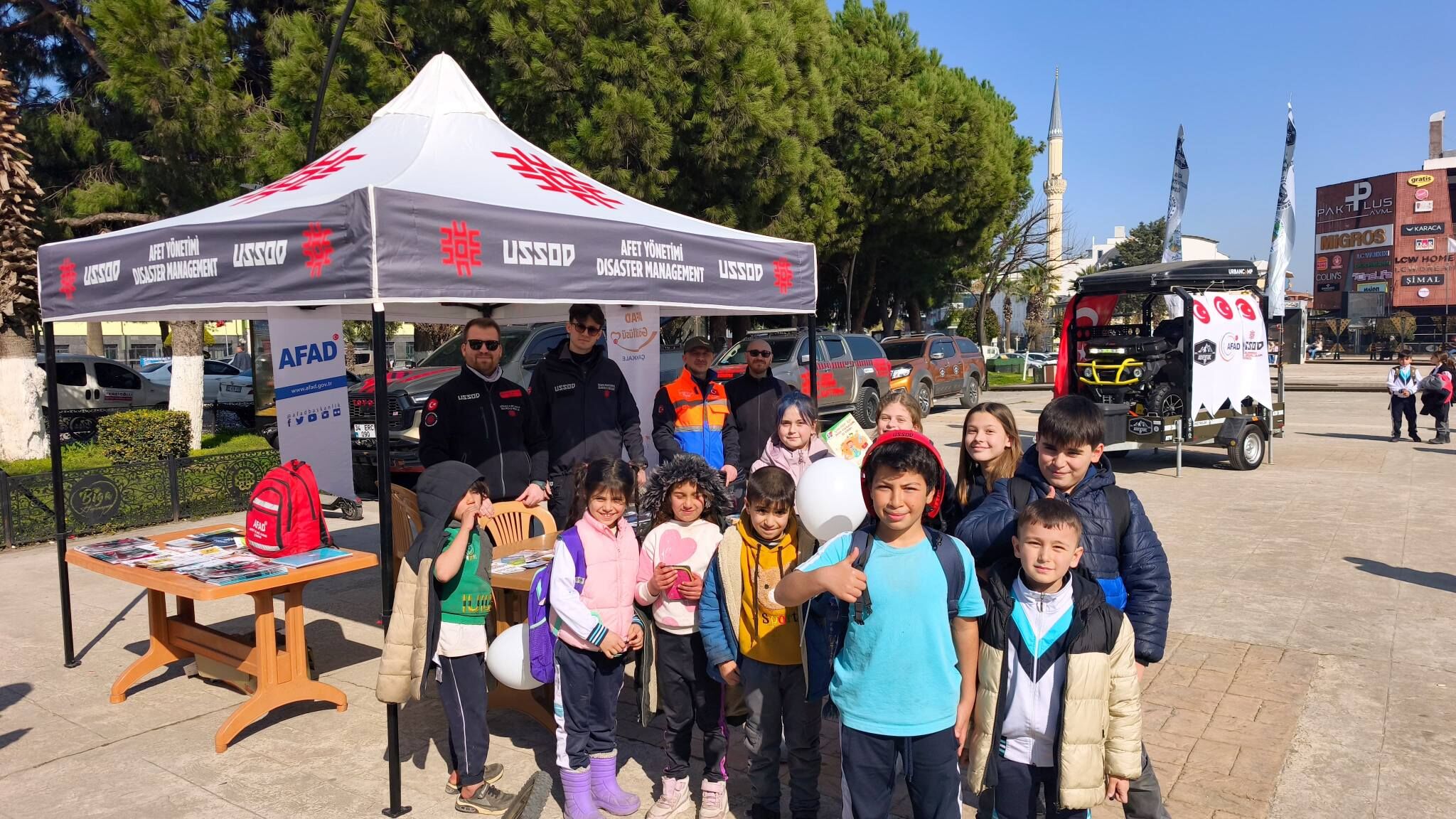 643767577 10163888032209444 7212804195843690289 N