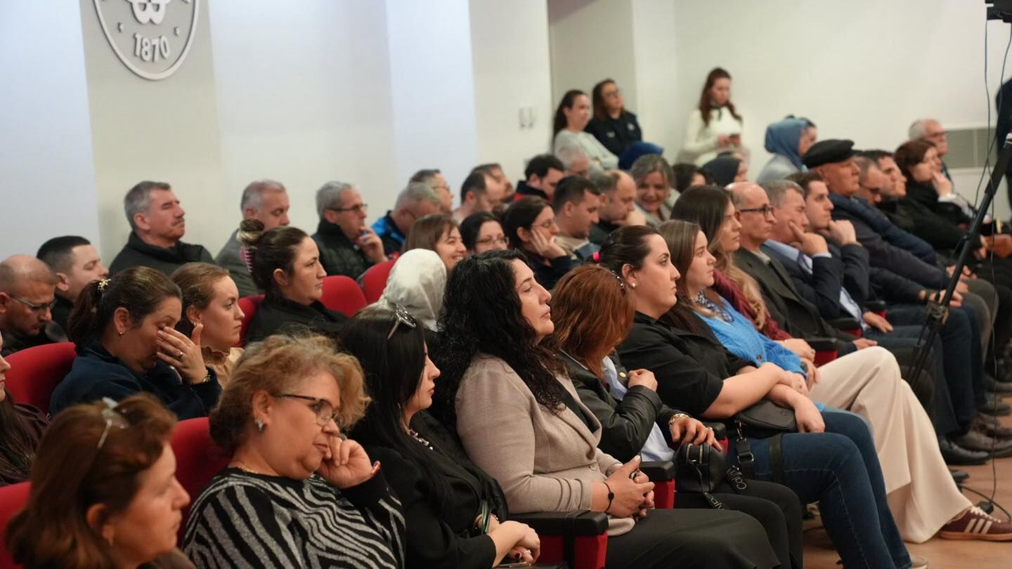 645256534 1226574136296998 8320848976701217147 N