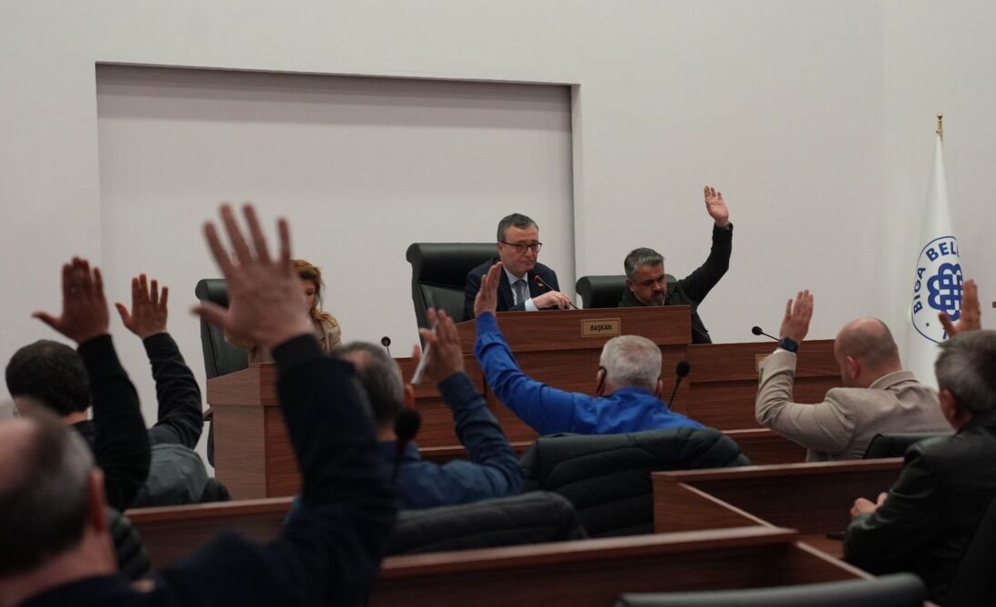 645805192 18164020507416292 2332806381091467497 N