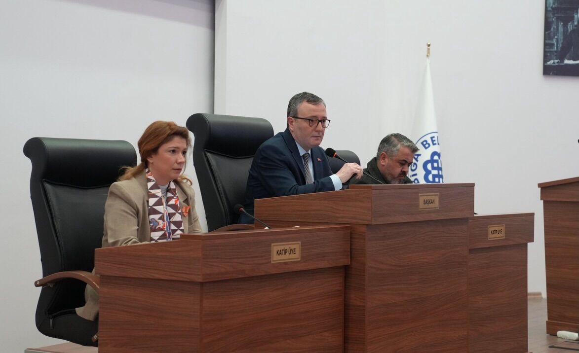 645829138 18164020483416292 3301931427387390118 N