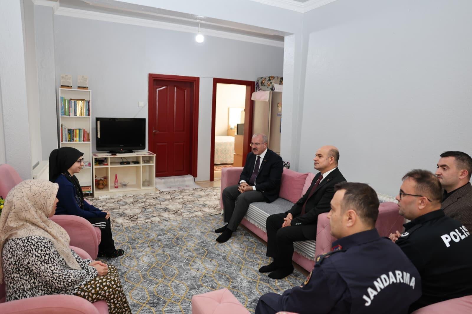 646491023 1244873371166442 8022196533102596525 N