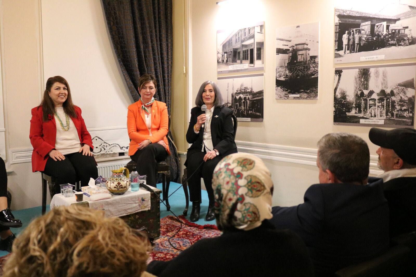 649215134 10163918233759444 7161430947723538754 N