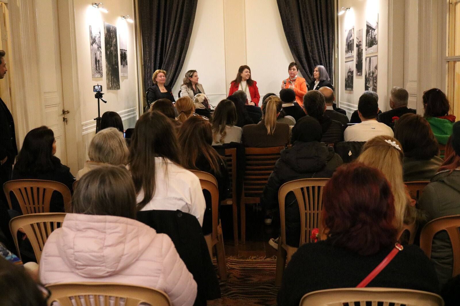 650042209 10163918233409444 942183258560017600 N