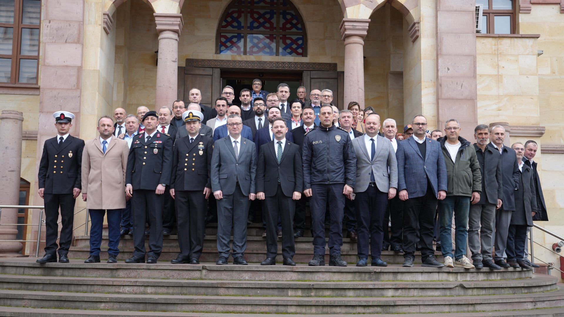 652888319 820574351060691 1133502172120797520 N