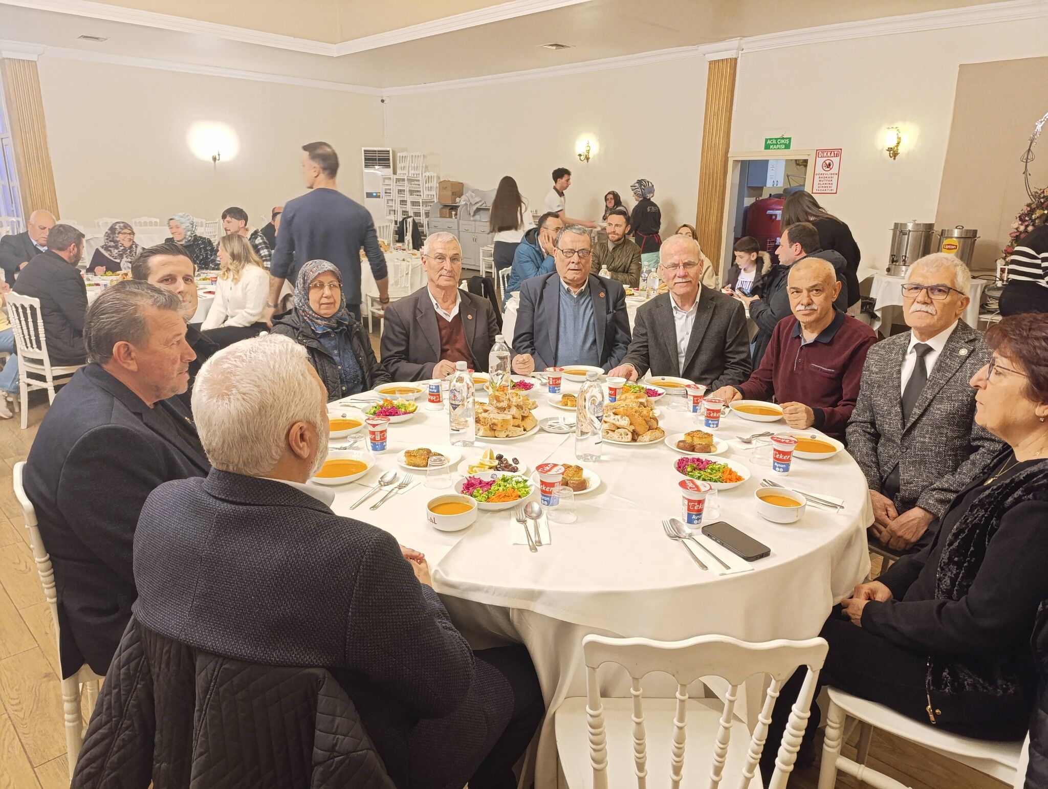 653702403 10163958306544444 966023762018093641 N