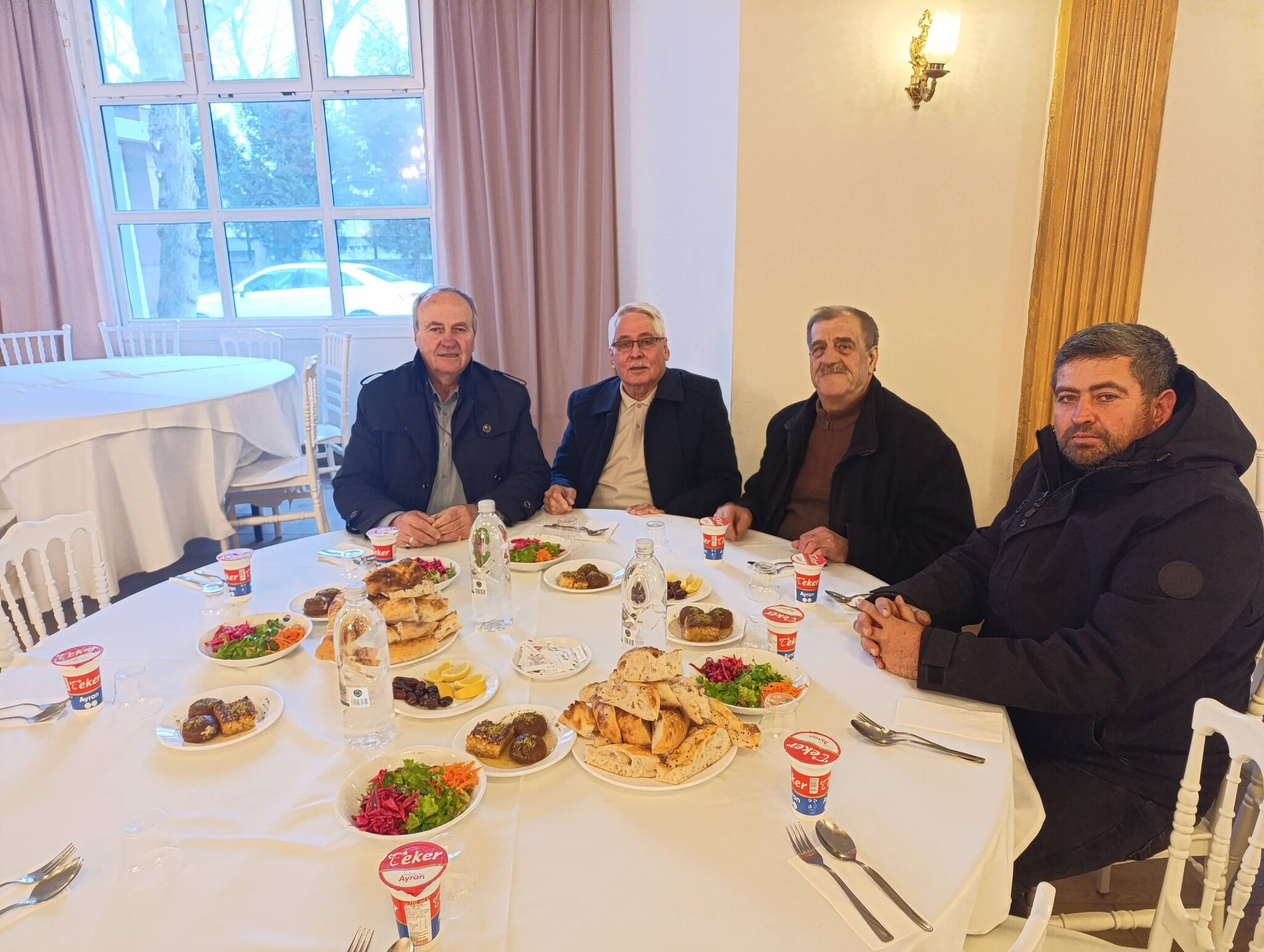 653708176 10163958309019444 5336558906006435668 N