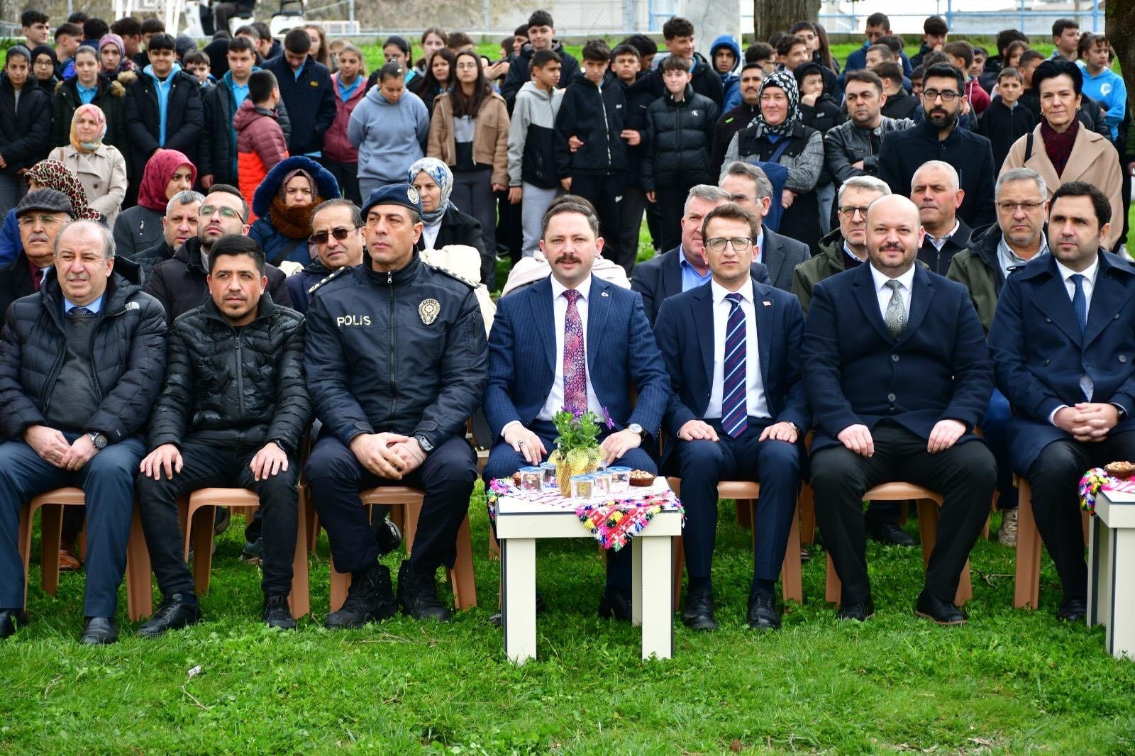 656183712 1233816538922387 1530065881491391805 N