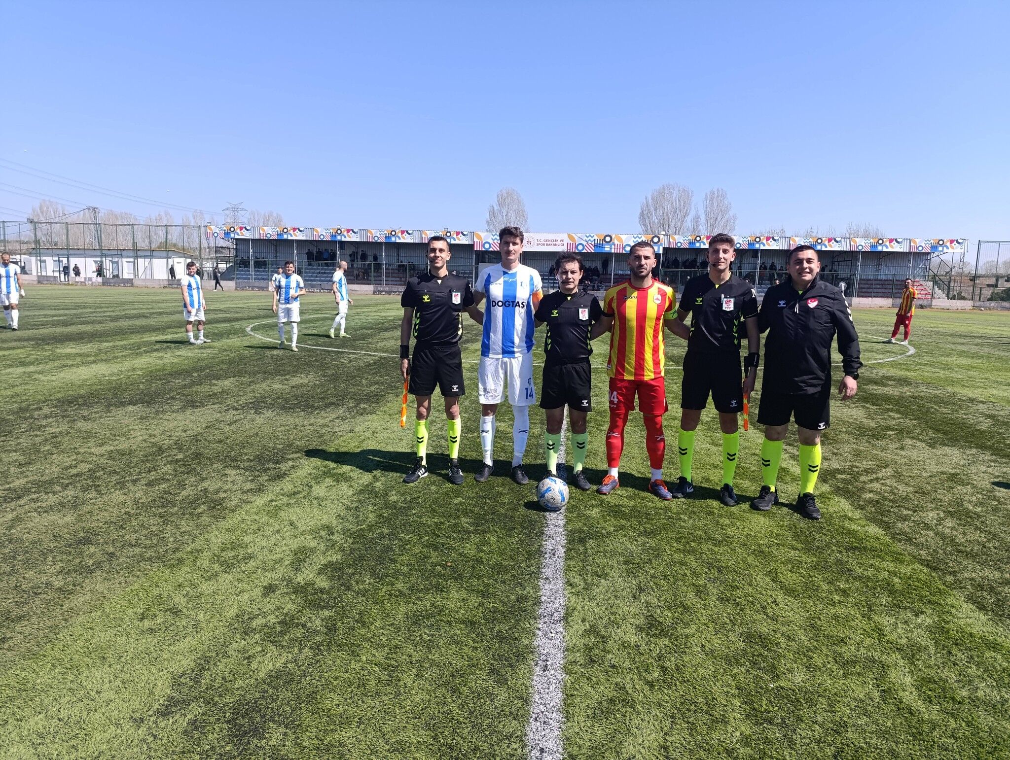 661085175 10164047662949444 8613633834209314538 N