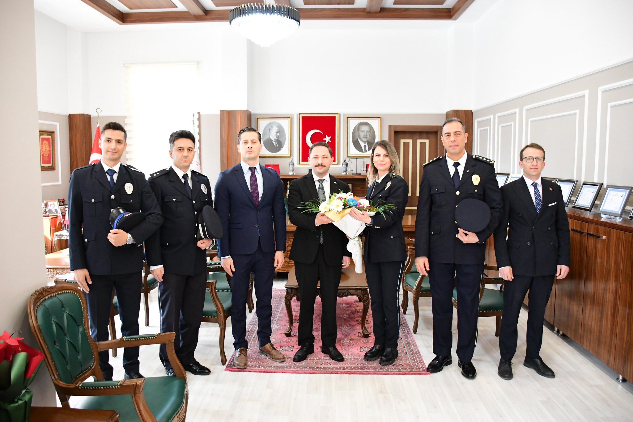 670282954 1245157857788255 2553721337644103841 N